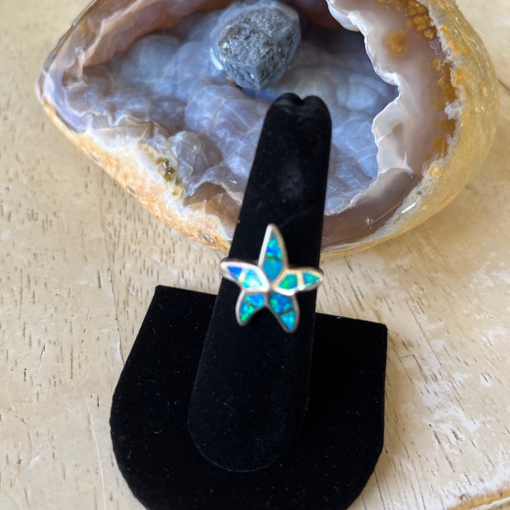 925 Sterling Silver Simulate Blue Opal Starfish Ladies Ring Size 7.